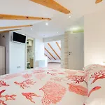 Rooms Raic